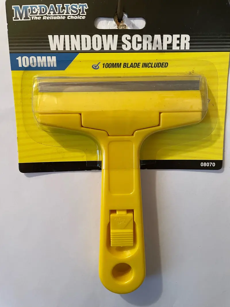 100 Mm Window Scraper With Replaceable Blade – Ergonomic Handle 1