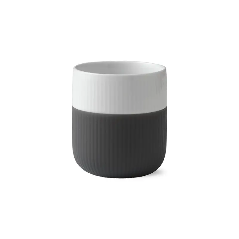 Fluted Contrast Ceramic Mug In Anthracite 1