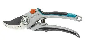 Gardena Aluminium Bypass Secateurs – Lightweight, 25-Year Warranty 1
