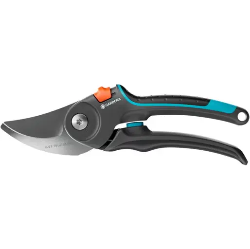 Gardena Premiumcut Pro Secateurs For Fresh Wood – 25-Year Warranty 1