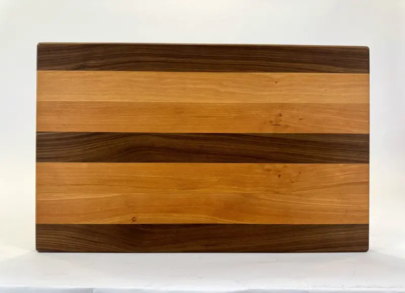 Walnut & Cherry Edge Grain Board – 20" X 12.5" X 1.375" 1